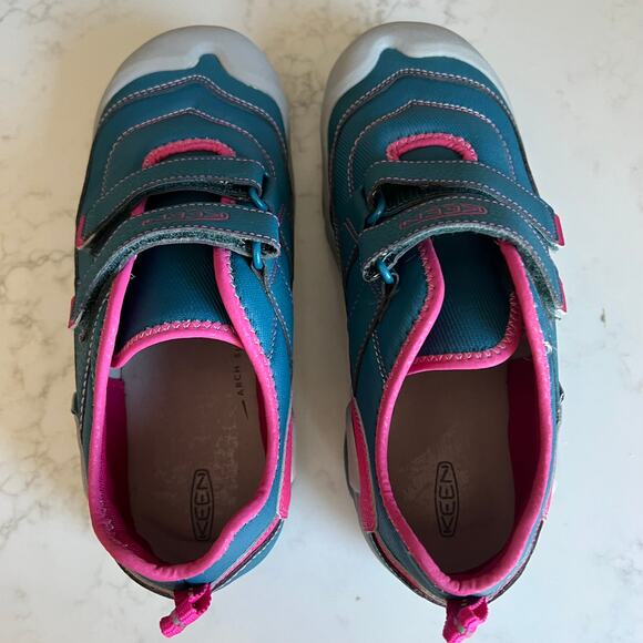 Keen Blue Coral Knotch Hollow Double Strap Sneaker size 5 - Picture 4 of 7